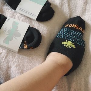 💗Bundle Set of 4 -XS socks foot bombas  kids size 7-8 young adult teen size S/M